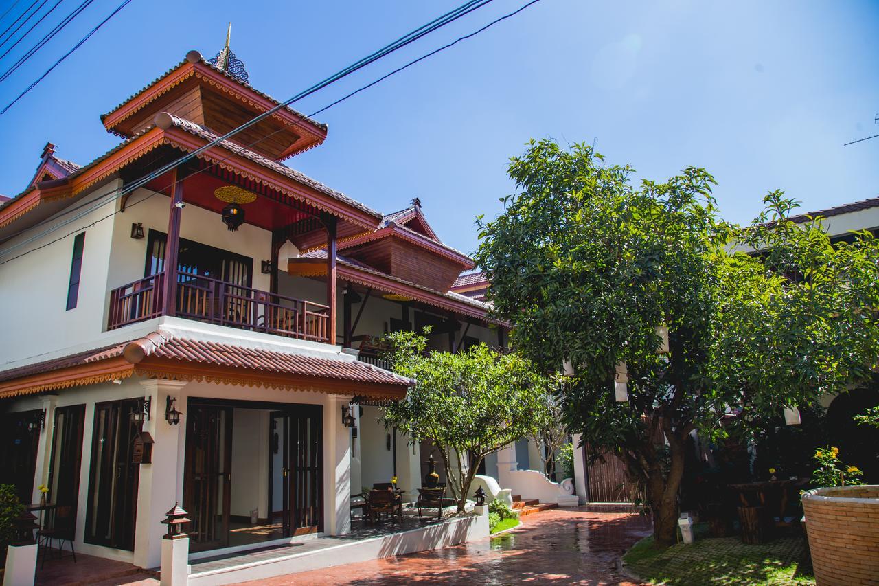 Отель I Lanna House Чиангмай Экстерьер фото