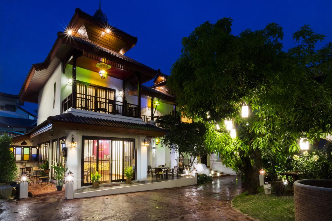 Отель I Lanna House Чиангмай Экстерьер фото